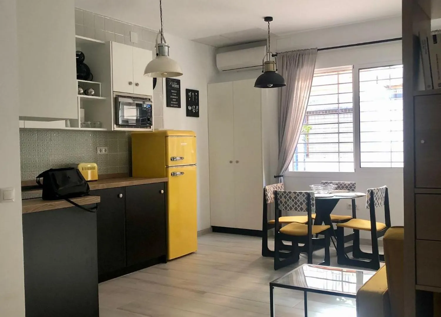 Apartamento Holidays2Malaga Train Station Area
