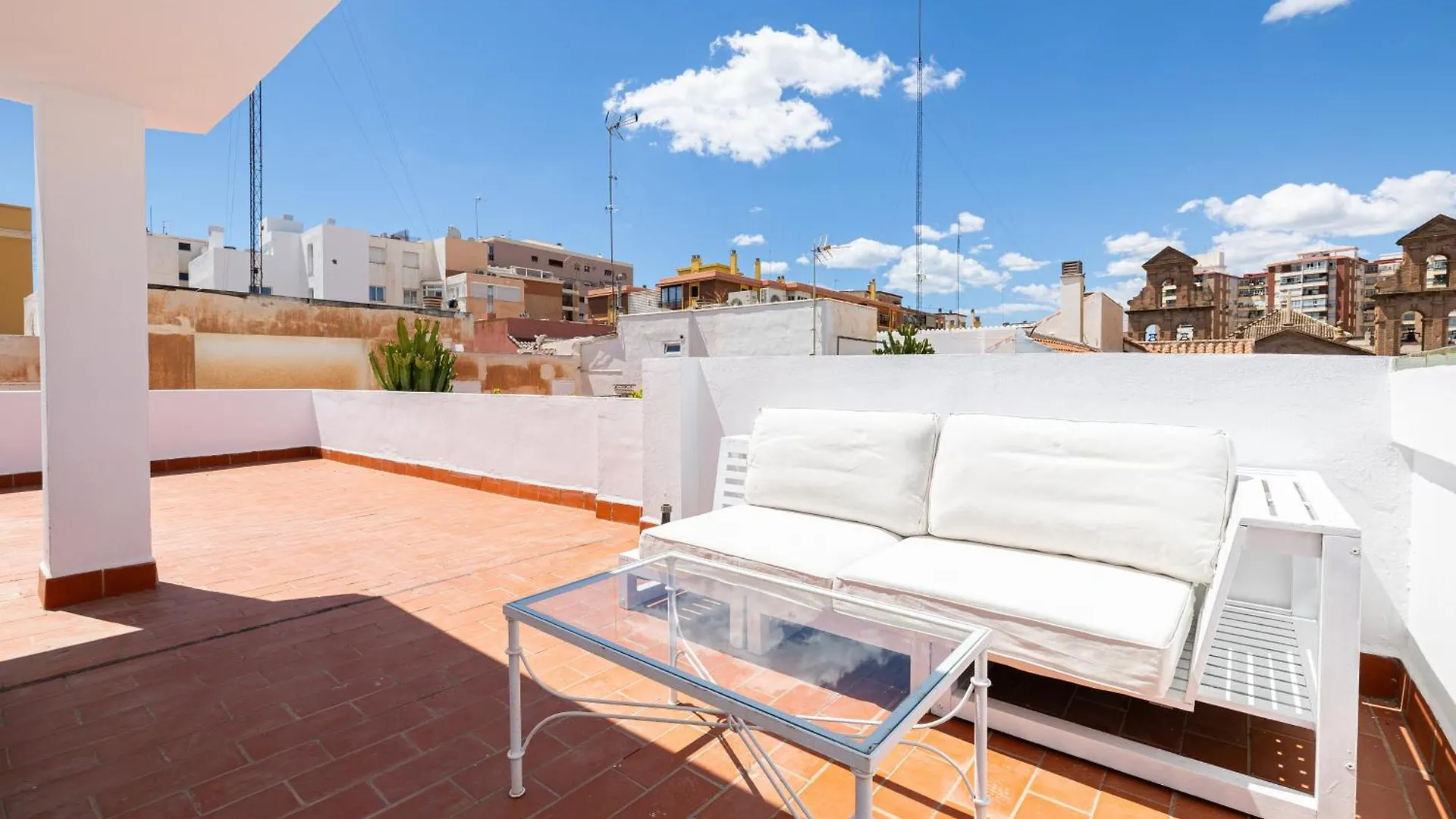 Holidays2Malaga Train Station Area Apartamento
